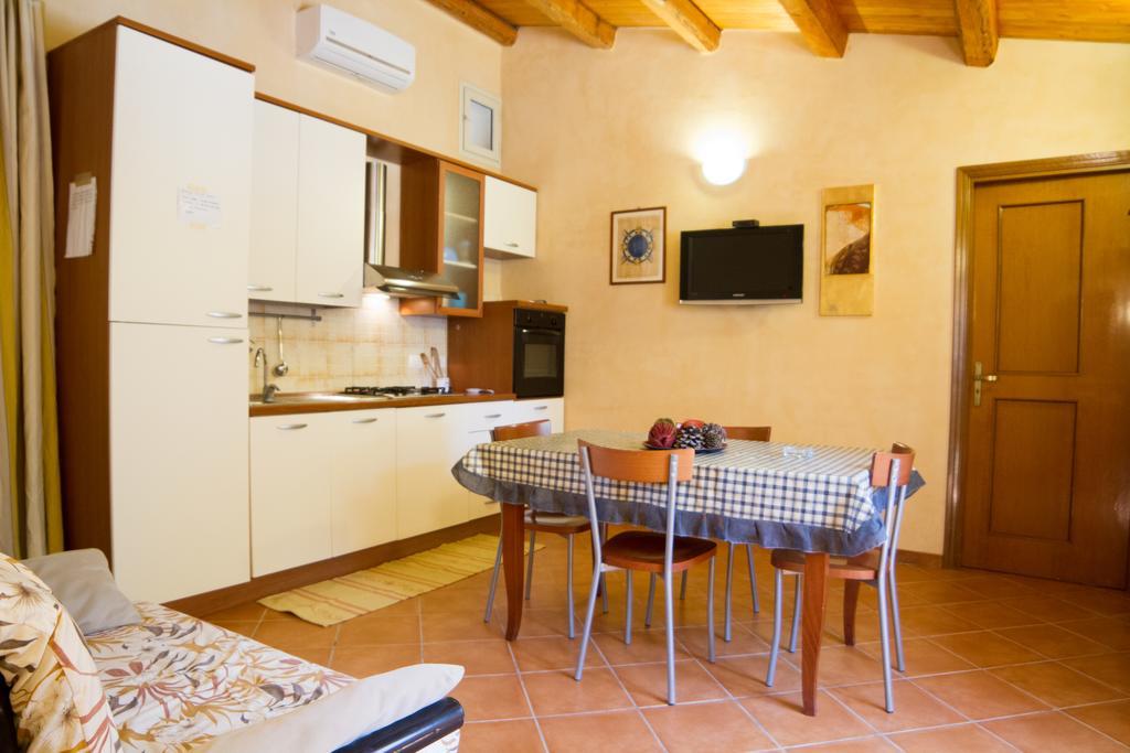 Agriturismoeloropizzuta Apartment