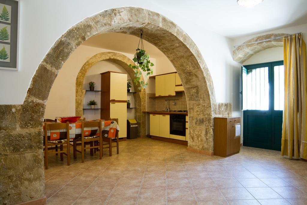 Agriturismoeloropizzuta * Lido di Noto